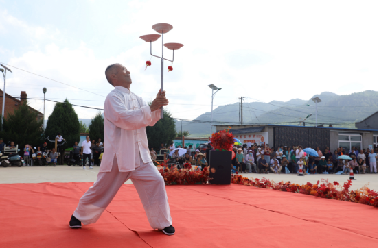 河北平泉：“村晚”演出精彩紛呈_fororder_河北平泉：“村晚”演出精彩紛呈572