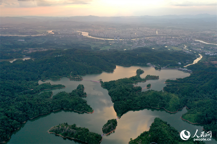 江西广昌：生态水库 风景如画