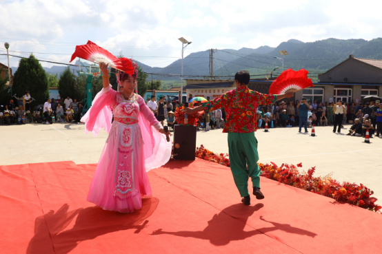 河北平泉：“村晚”演出精彩紛呈_fororder_河北平泉：“村晚”演出精彩紛呈602