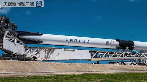 美国太空探索公司将首次发射新版猎鹰9号火箭 该型火箭可重复用100次