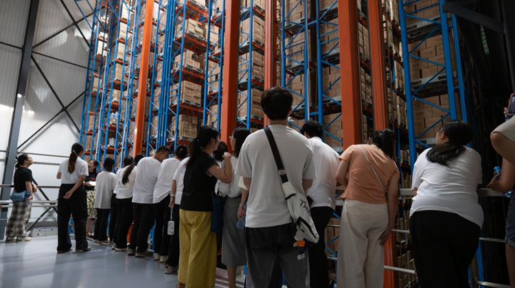 力學篤行:江西飛行學院師生赴江中藥谷學習考察_fororder_圖片6