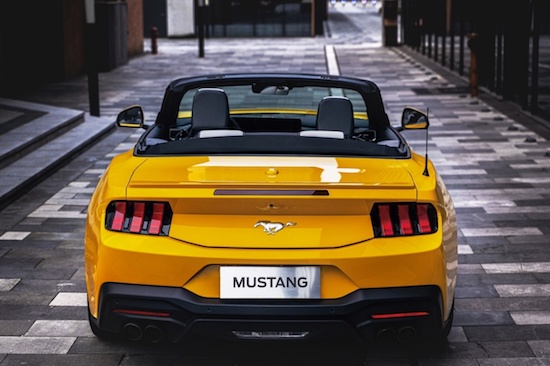 全新福特Mustang®敞篷運動版亮相成都車展_fororder_image004