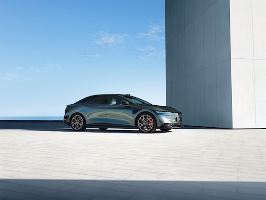 同环比双增长 极氪8月交付18015台_fororder_image004