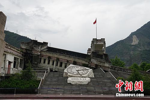 汶川地震災區這十年：從重建到“重生”