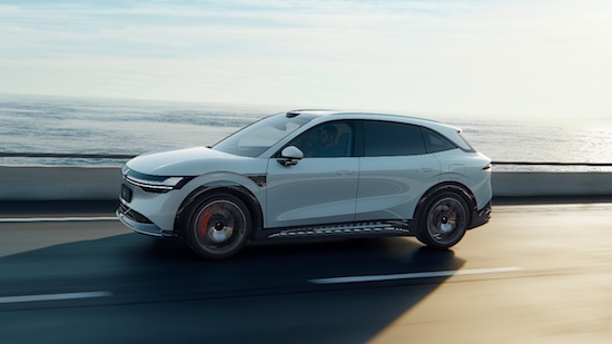 同环比双增长 极氪8月交付18015台_fororder_image005