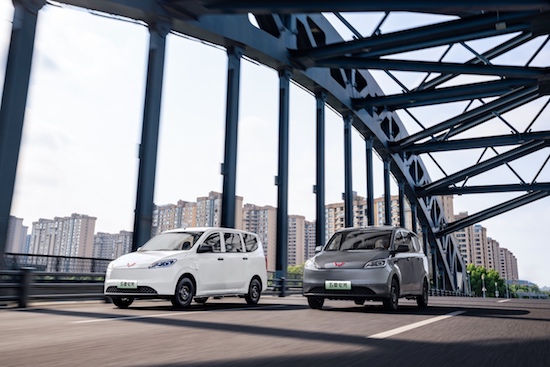 宏光带电 神车再现 五菱宏光纯电版6.98万元起正式预售_fororder_image007