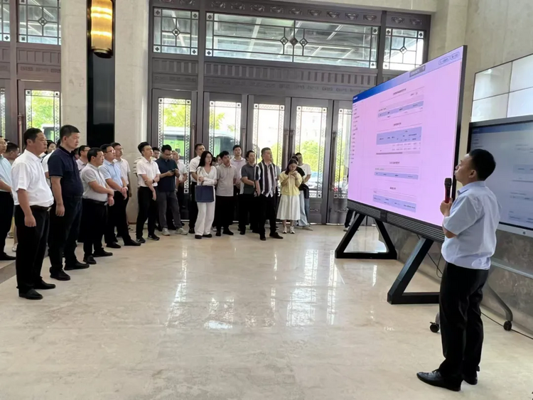 江西省改革系統提升業務能力培訓班在鷹潭舉行_fororder_圖片2