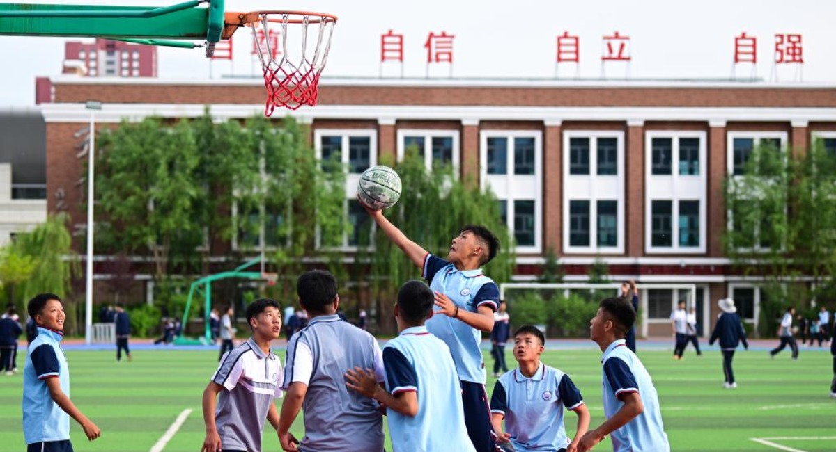 奋进强国路 阔步新征程｜奋进在教育强国大路上——新中国成立75周年教育事业发展成就综述