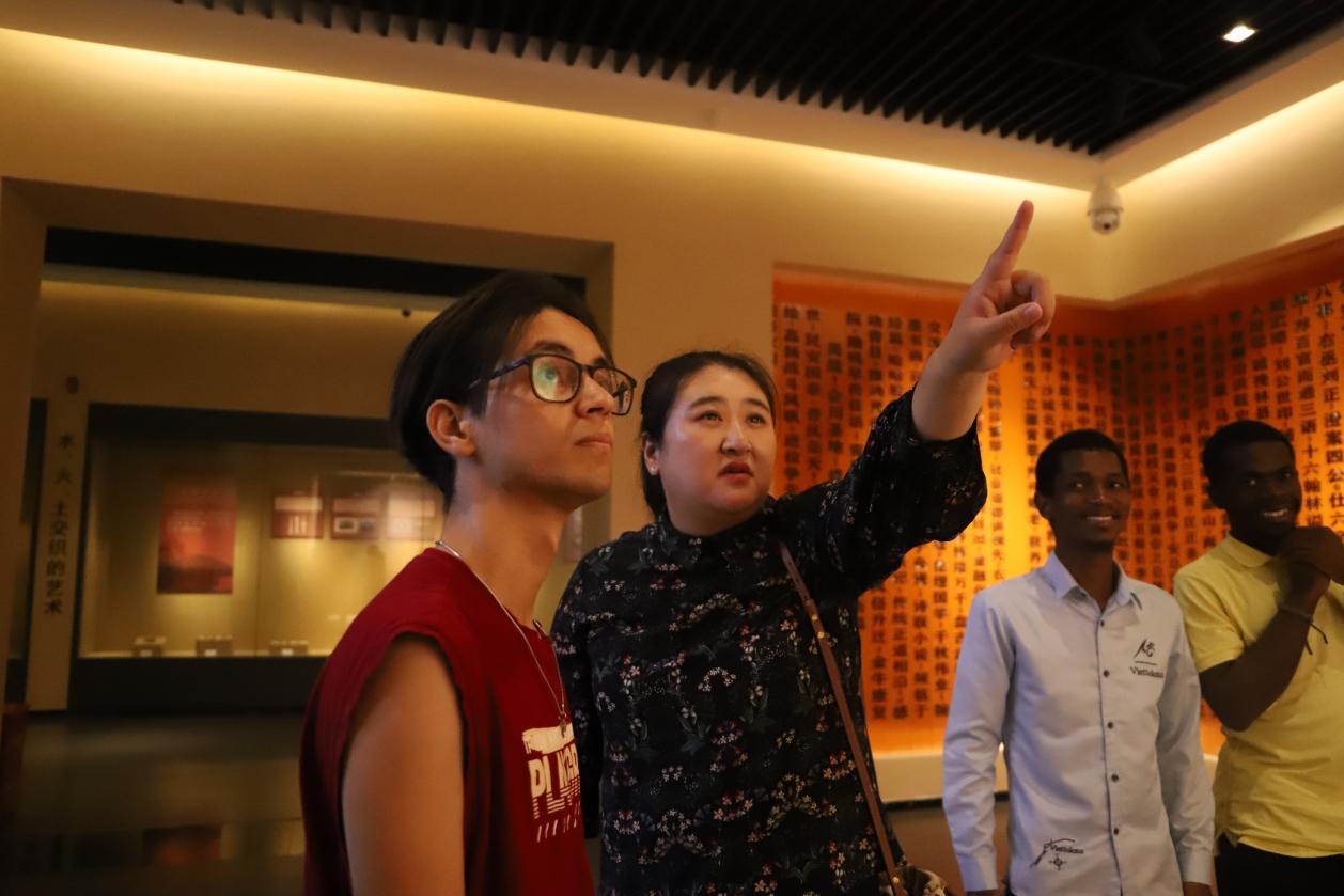 河北青县：留学生邂逅中国非遗 感受中式传统文化之美_fororder_image001