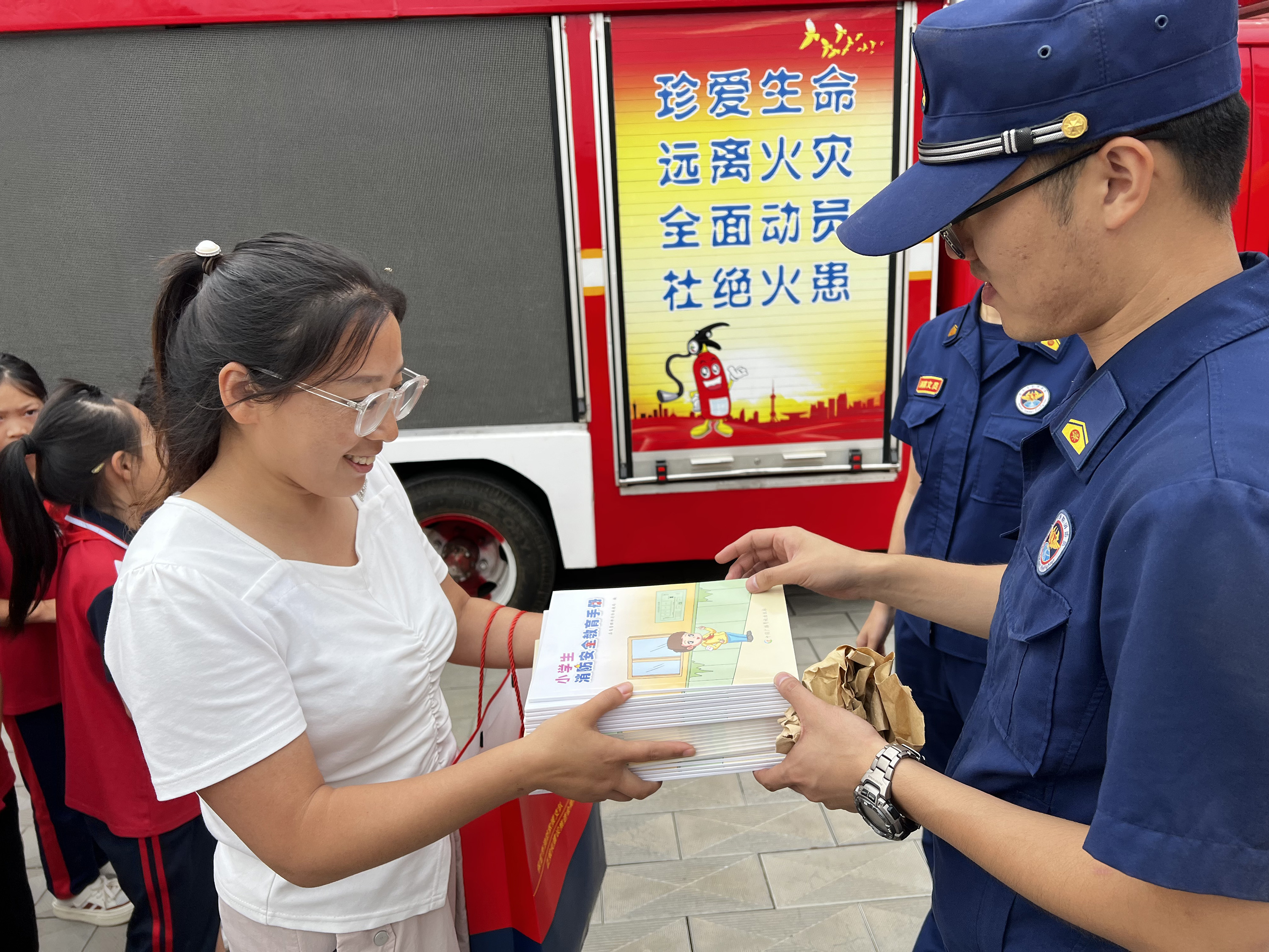 河北高阳：消防知识进校园 安全教育护成长_fororder_2