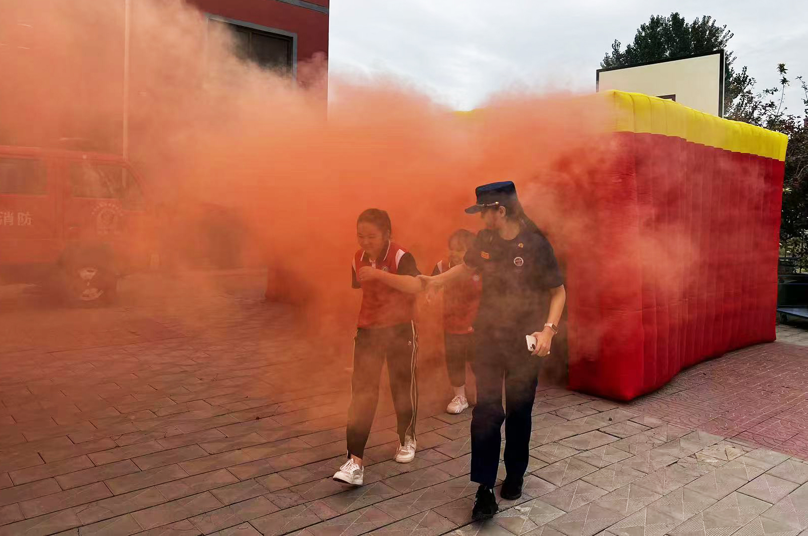 河北高阳：消防知识进校园 安全教育护成长_fororder_4