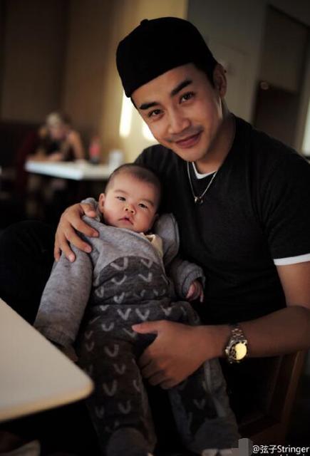 弦子自称带"道具"出门 这个"道具"就是孩子(图)