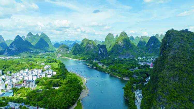 綠水青山入畫來 漓江山水工程(陽朔段)生態修復顯成效_fororder_圖片1