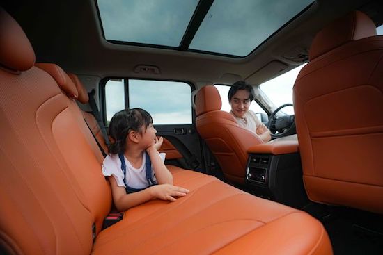 方盒子+复古圆灯造型 第二代哈弗H9将9月19日上市_fororder_image005