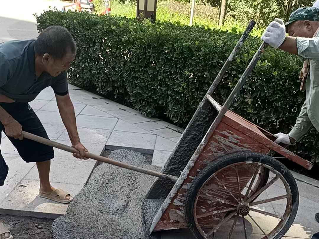 保定市莲池区：路面破损存隐患 接诉即办保平安_fororder_微信图片_20240913102121