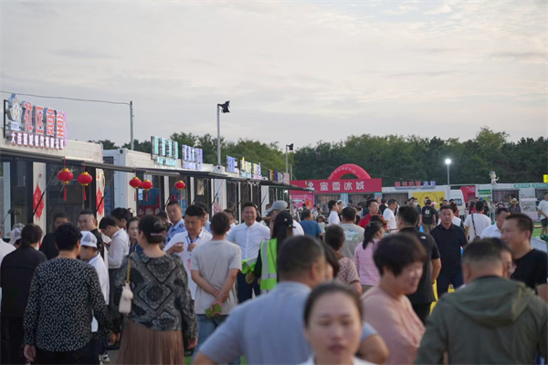 大连：普兰店果燃欢乐节打造“文旅+民生”盛宴_fororder_普兰店欢乐节2.JPG