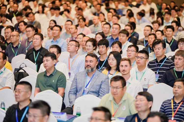 引领清洁能源未来转型 2024油气田勘探与开发国际会议在西安举办_fororder_图片2