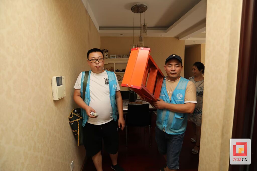 （轉載）磨刀、補衣服、洗頭、家電維修……在自貢高新西湖艾佳便民驛站統統搞定！