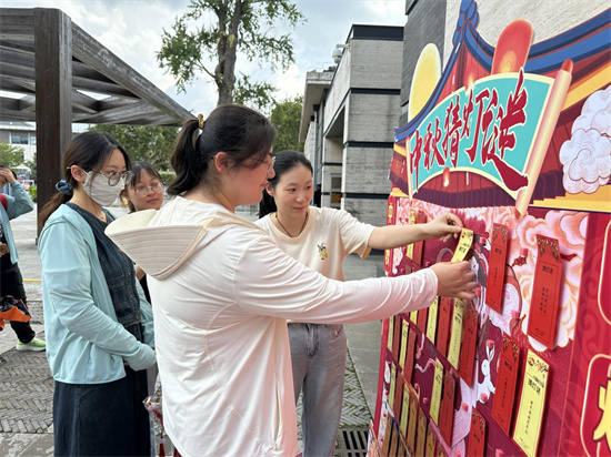 南通崇川举行“有戏·博物苑”新时代文明实践民乐专场音乐会_fororder_图片2