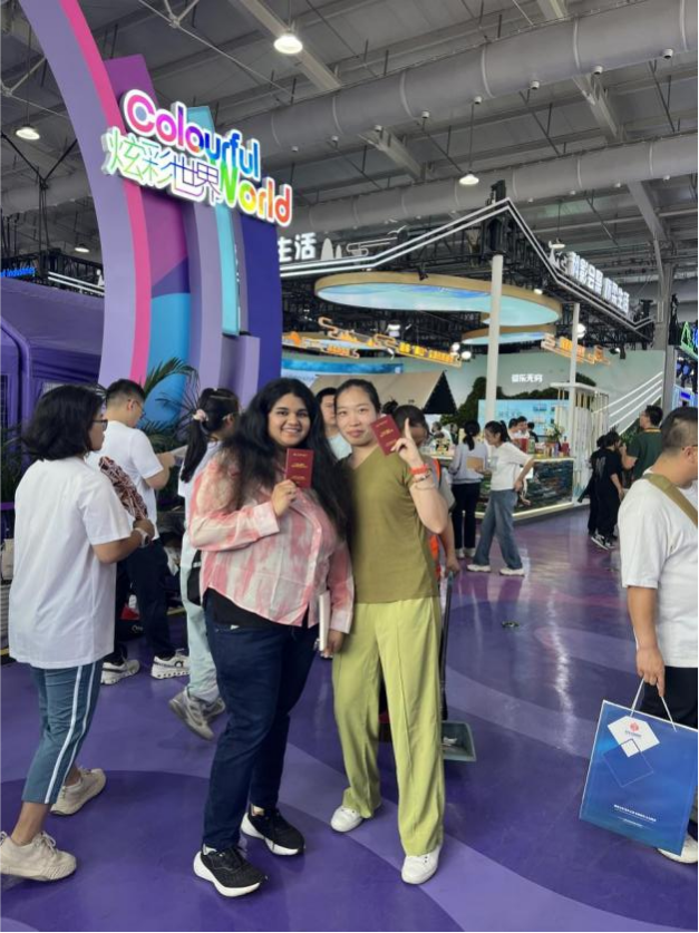 BeijingService's Fans Visit 'Colourful World': Eager for More!_fororder_圖片17