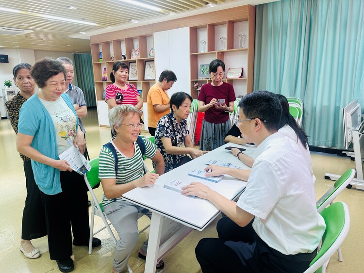 上門服務“零距離”！深圳龍華大浪街道為困難群體打造暖心公證服務_fororder_55