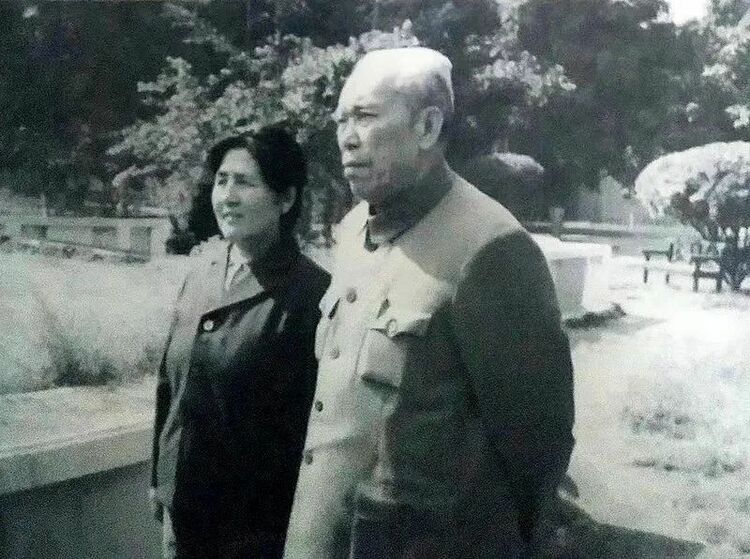 “万岁军”军长梁兴初