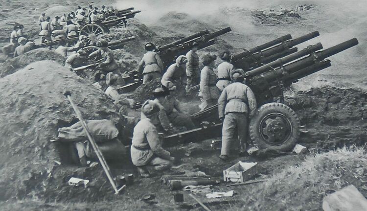 “万岁军”军长梁兴初