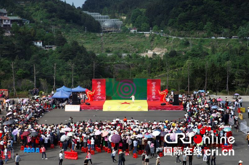 央视《星光大道》黄冈决赛在麻城龟峰山举行