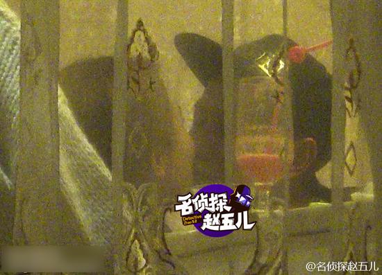 杨紫主动堵上秦俊杰的嘴 杨紫秦俊杰接吻恋情曝光