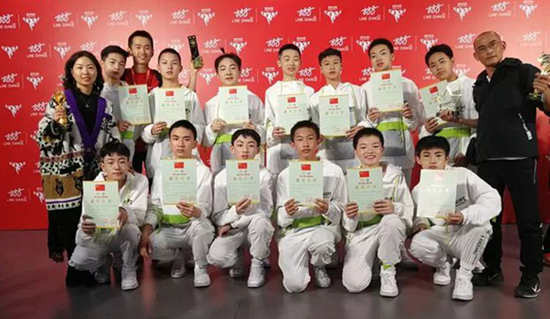 【科教 摘要】重慶市南華中學斬獲全國排舞聯賽四項一等獎