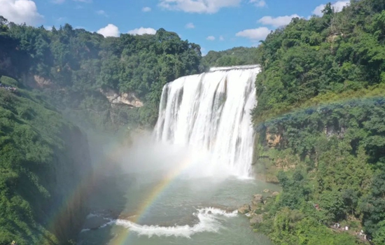 贵州安顺黄果树旅游区：用好“特意性”资源 全力建设世界级旅游景区_fororder_640