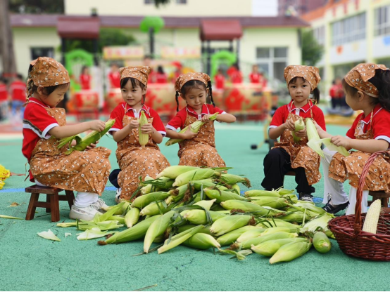 河北东光：萌娃共享丰收喜悦_fororder_河北东光：萌娃共享丰收喜悦263