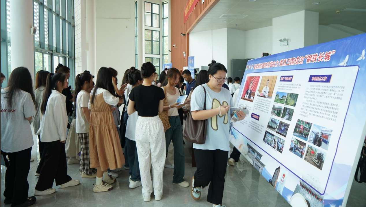 廣西開展國防教育進校園活動 增強邊境地區群眾國防意識_fororder_圖片7