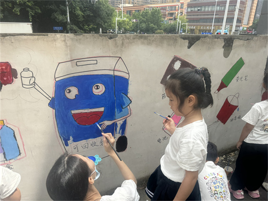 走“新”又走“心” 南京市雨花臺區西善橋街道打出垃圾分類宣傳“組合拳”_fororder_圖片19