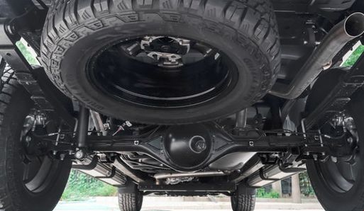 汽车频道【供稿】【咨询】链合全球技术 卓越性能表现 长安凯程F70斩获双料上海大世界基尼斯记录