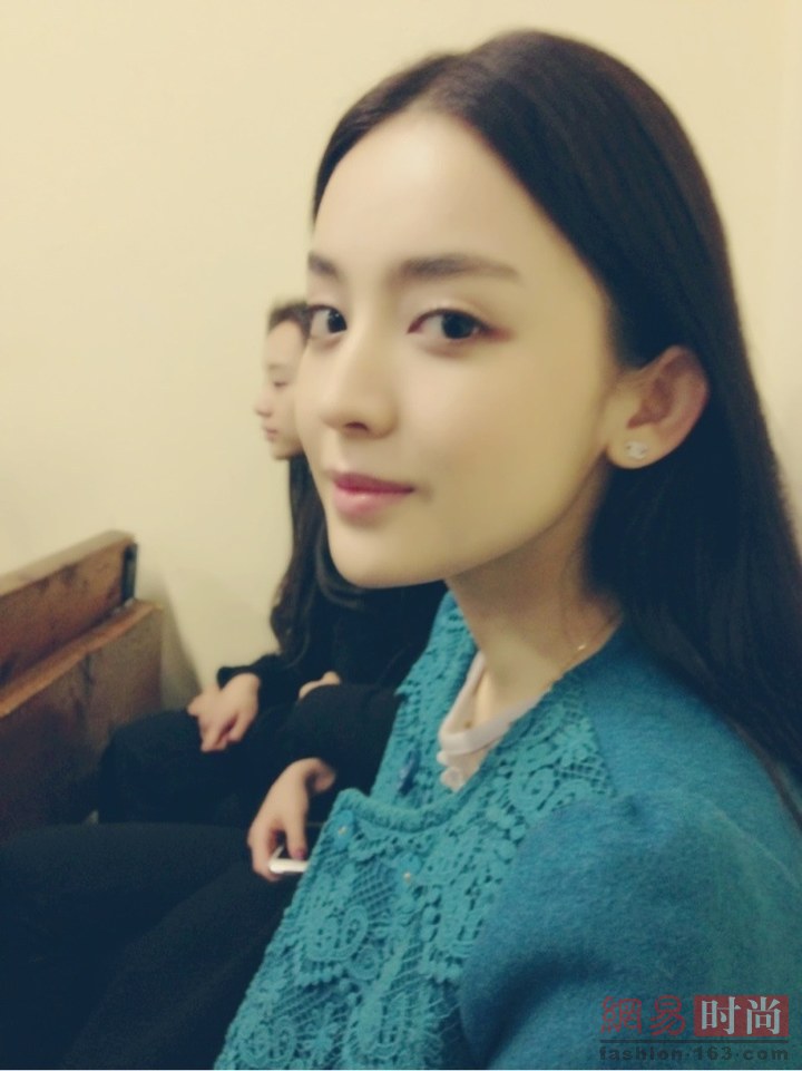 古力娜扎15岁选秀照曝光 确实是纯天然女神(组图)