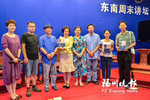 【文史列表】【滚动新闻】王炳根与读者共读《玫瑰的盛开与凋谢》    讲述冰心吴文藻的故事