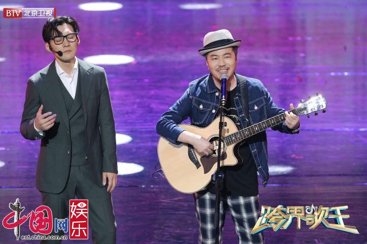 《跨界歌王》刘涛黄国伦率队上演“音乐大作战”