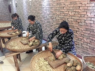 经历百年沧桑 重庆涪陵打造“榨菜文化小镇”