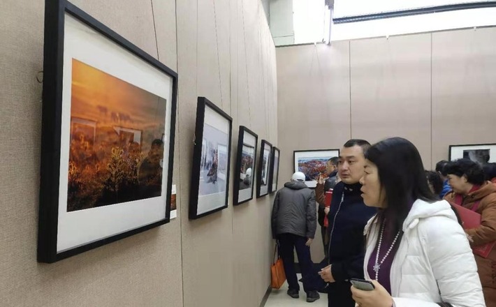 世界華僑華人攝影展暨遼寧僑界書畫作品展在瀋陽開展