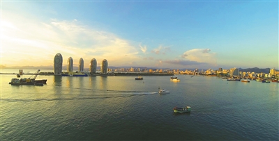 同飲瀾湄之水 共享融旅之樂 同飲瀾湄之水 共享融旅之樂