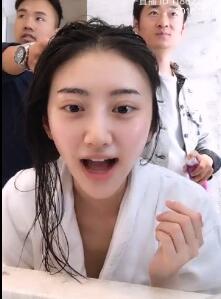 景甜素顏直播 雙眼皮比李小璐都寬