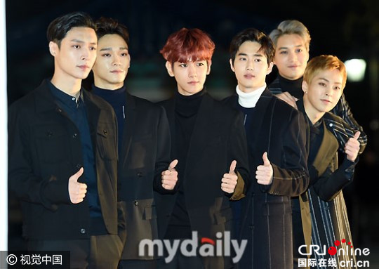 亚洲明星盛典秀智低胸斗艳允儿朴信惠 EXO朴宝剑颜值爆表