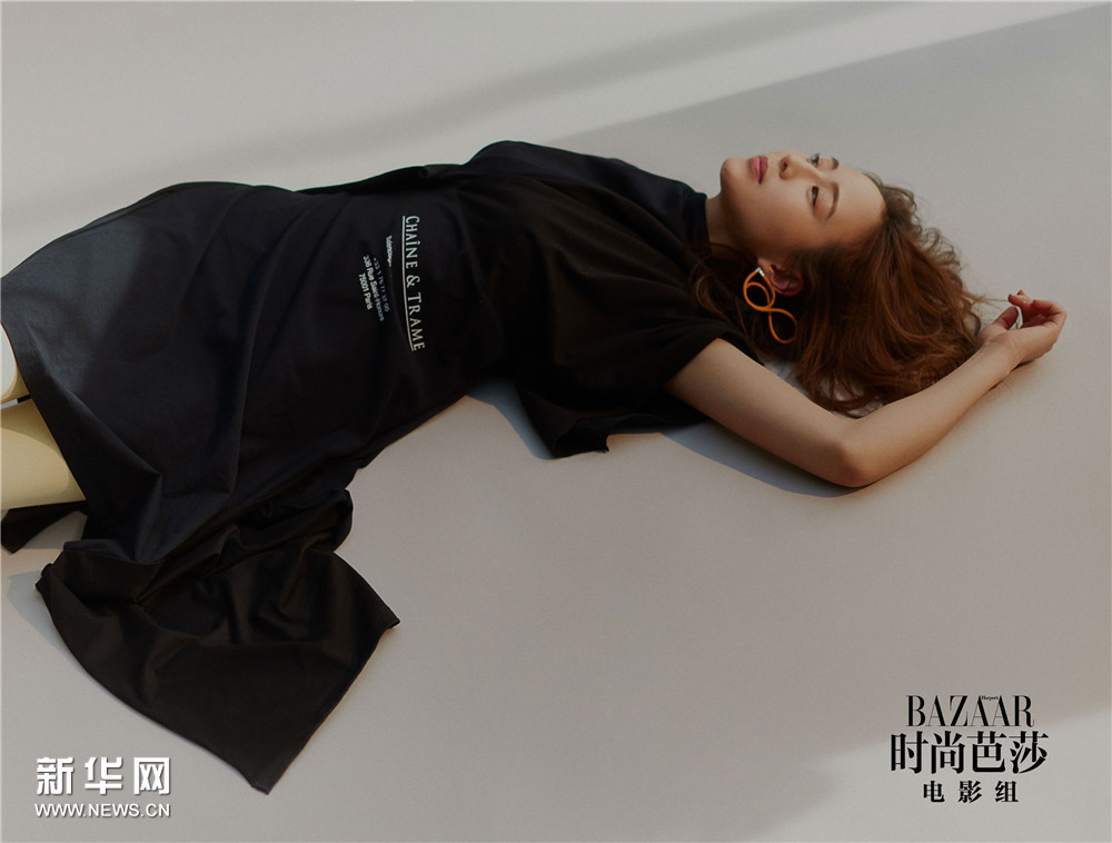 张钧甯杂志大片 尽显职场率性女人味