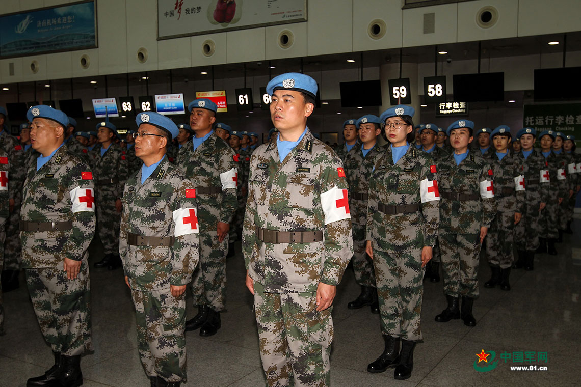 我国第六批赴马里维和部队出征 我国第六批赴马里维和部队出征