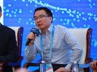 中国保险监督管理委员会发展改革部主任何肖锋发言
