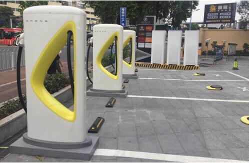 智能充电桩+互联网服务，智充科技如何打破充电盈利困境