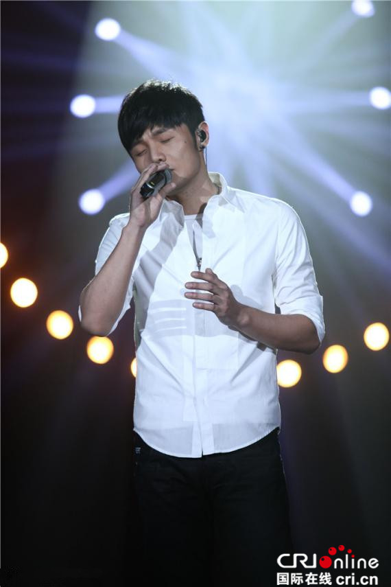 新唱将自曝安徽籍l姓线索 李荣浩加盟《蒙面》?