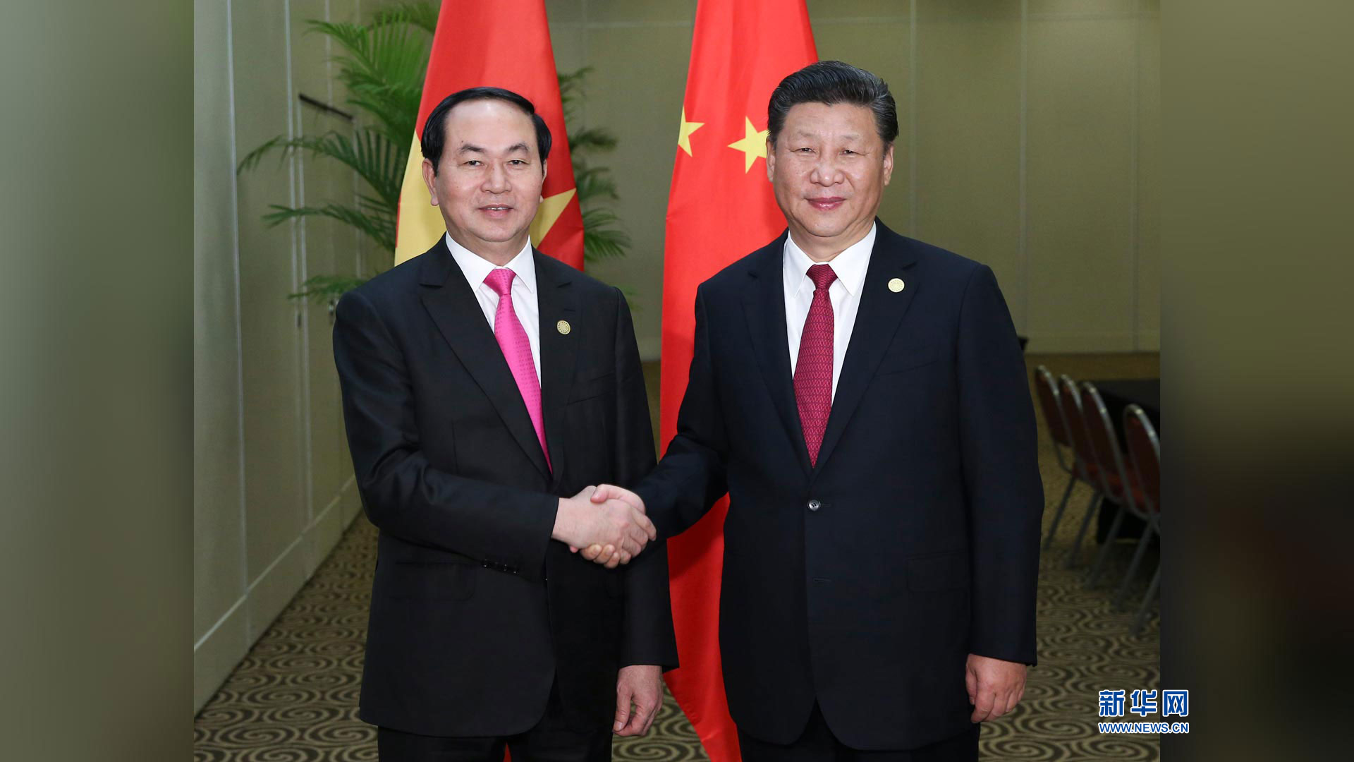 11月19日国家主席习近平在利马会见越南国家主席陈大光. 标签