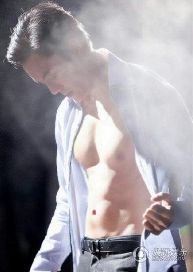 陈伟霆生日快乐 你看起来哪里像个31岁的人_娱乐_腾讯网